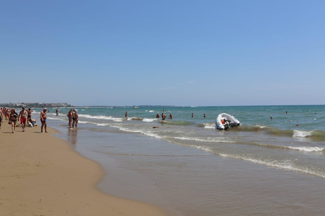 Kinderfreundlich flacher Übergang ins Meer Sentido Trendy Verbena Beach