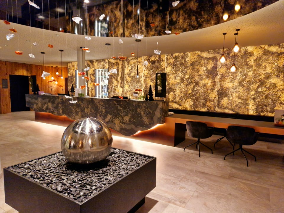 Lobby Hotel Schwarzenstein