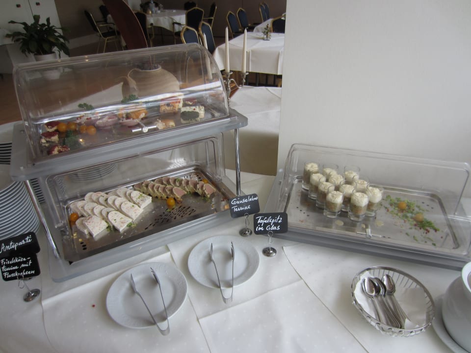 Dessert Mittagstisch ACHAT Hotel Bad Dürkheim