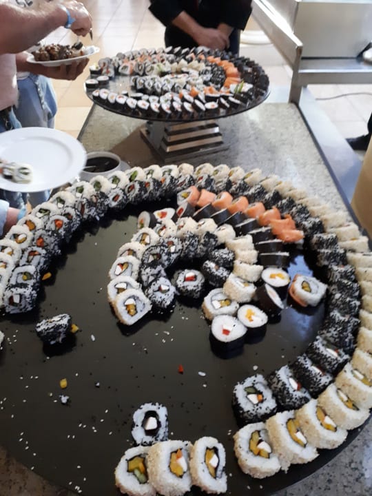 Mittwochs: Sushi-Tag im Topaz  JAZ Aquamarine Resort