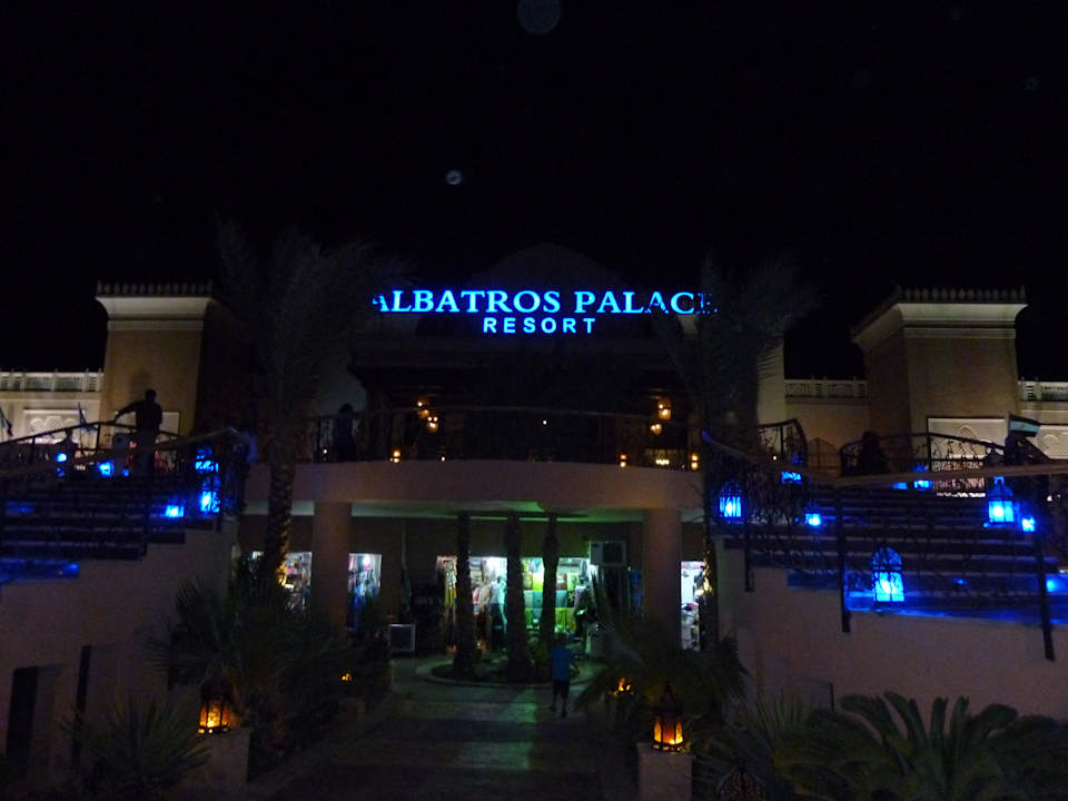 Vorderseite Pickalbatros Palace Resort