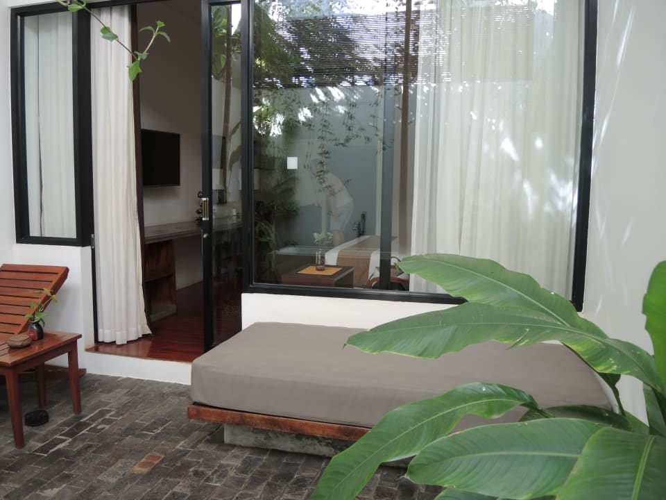 Zimmer Lynnaya Urban River Resort