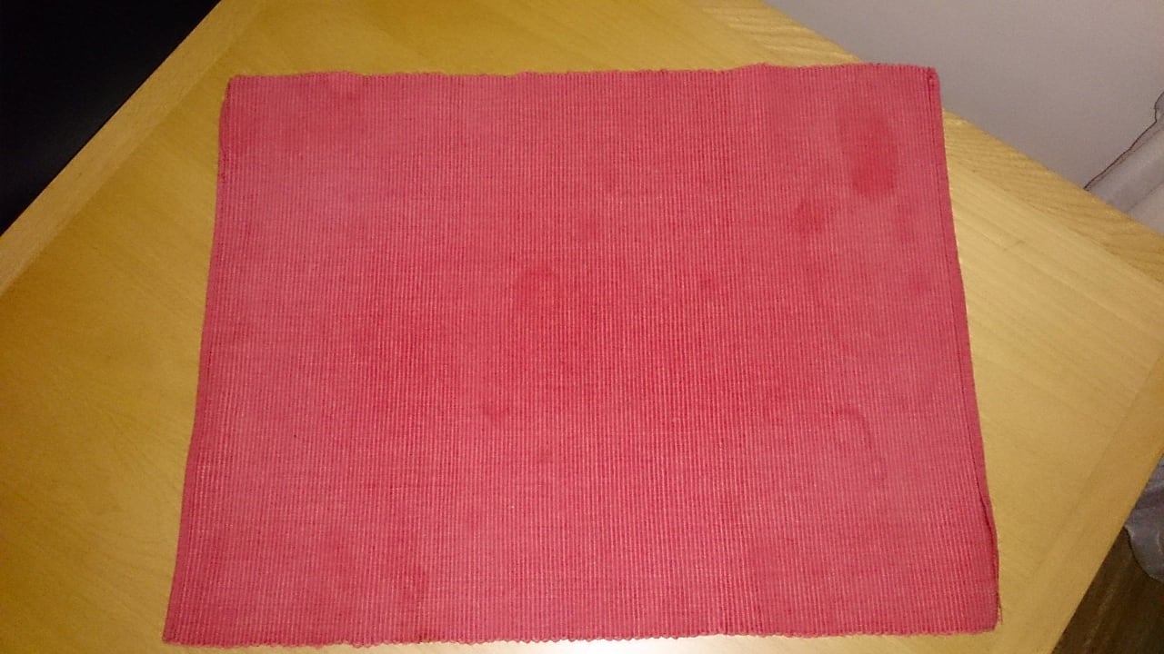 Schmutzige Tischdecke Hotel Zum Weissen Ross