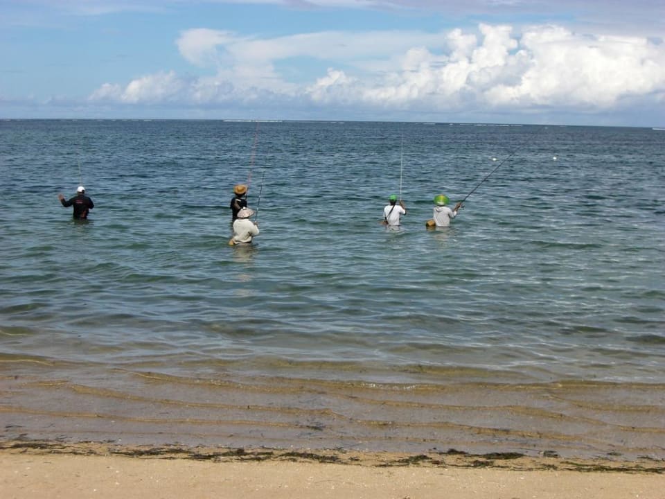 Einheimische Angler mit großer Ausdauer Puri Santrian