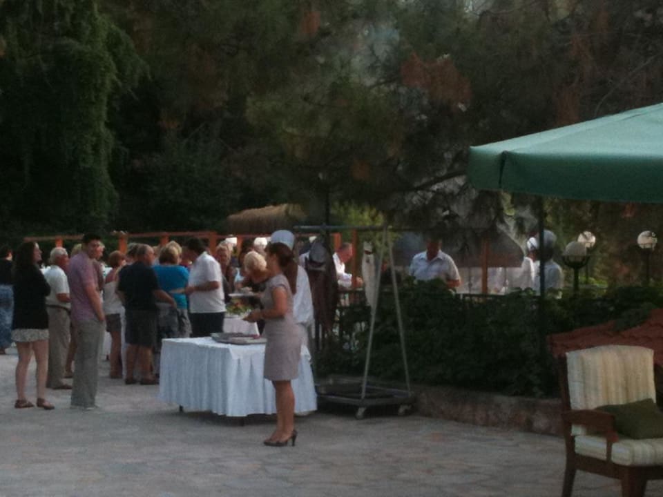 Sea-Food Barbeque Montana Pine Resort