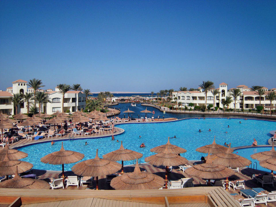 Verschiedene Blautöne Pickalbatros Dana Beach Resort - Hurghada
