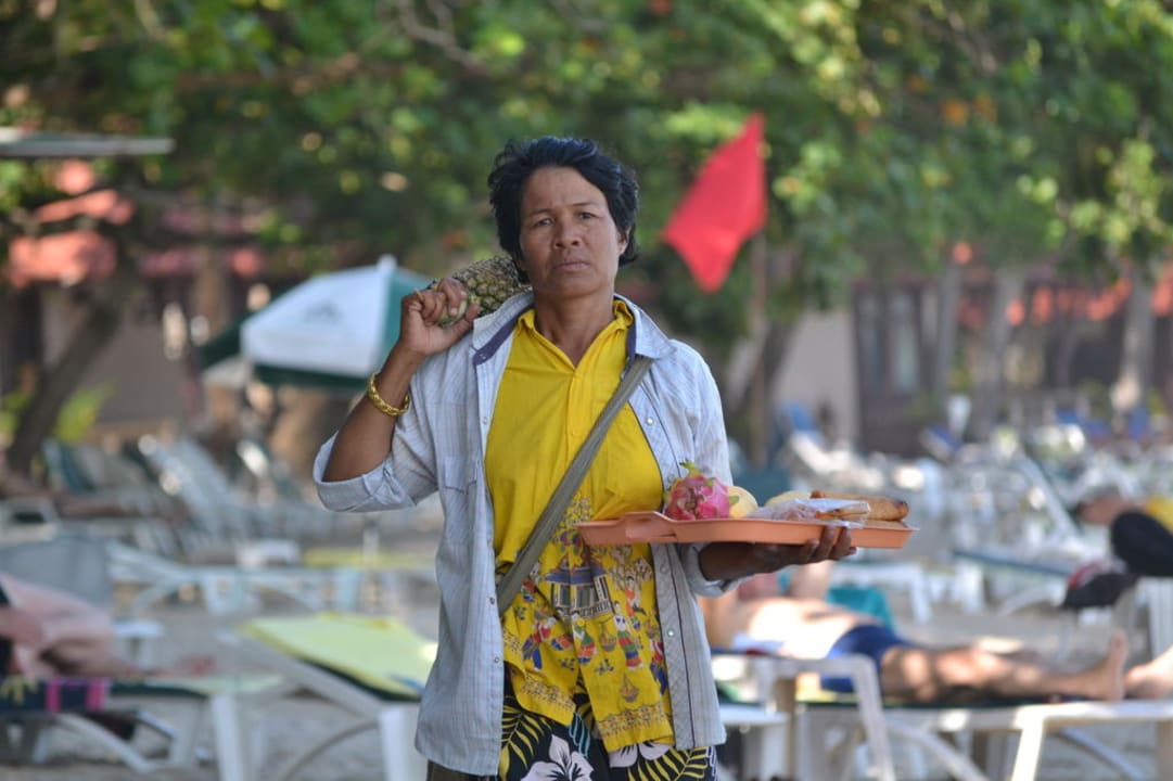 Die netten Strandverkäufer The Fair House Beach Resort