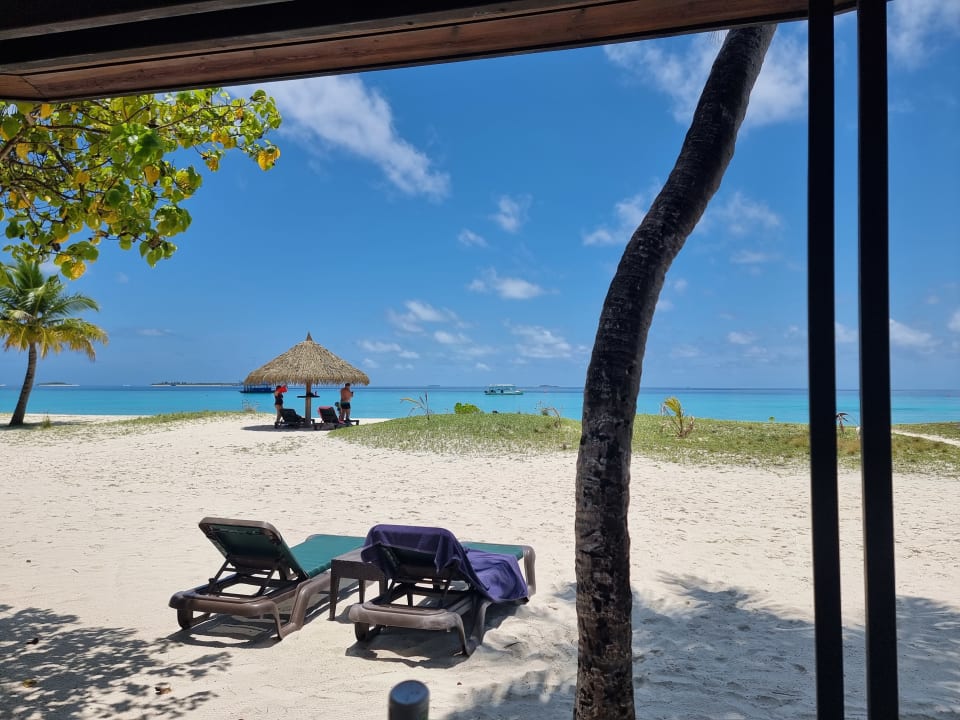 Strand Kuredu Island Resort & Spa