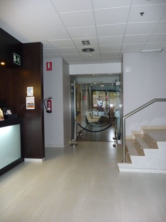 Eingangsbereich Hotel & Spa Villa Olimpic@ Suites