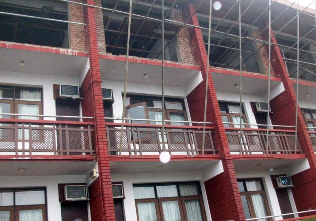 Urlaub auf der Baustelle Hotel Topaz