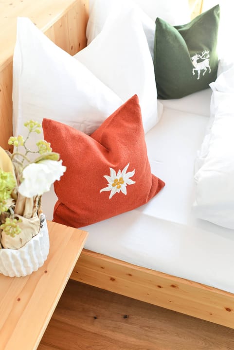 Schlafzimmer West Alp