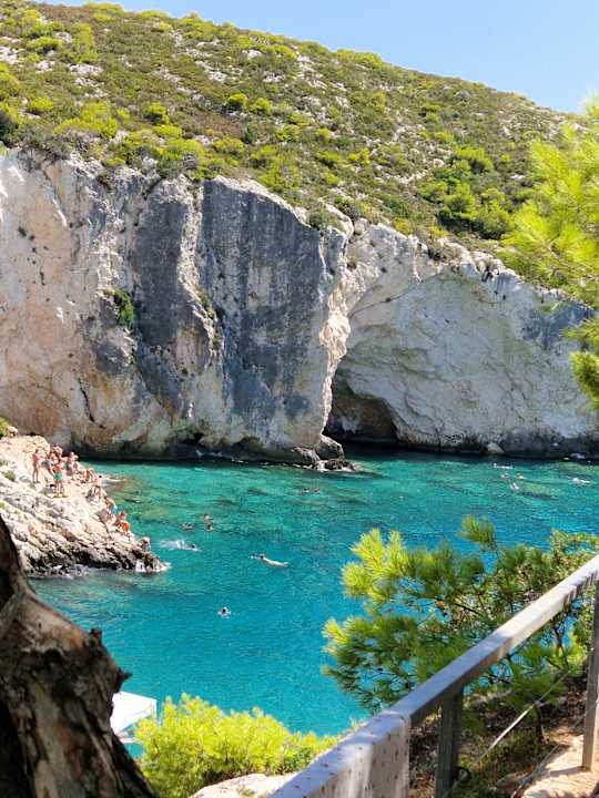 Strand La Mirage Hotel