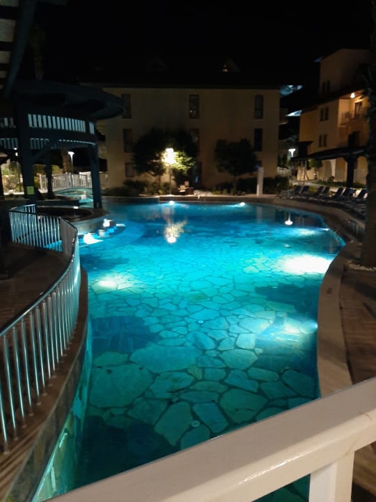 Pool Club Grand Aqua