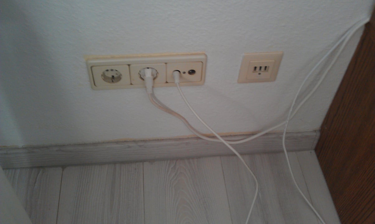 Renovierungsbedürftig Strandhotel