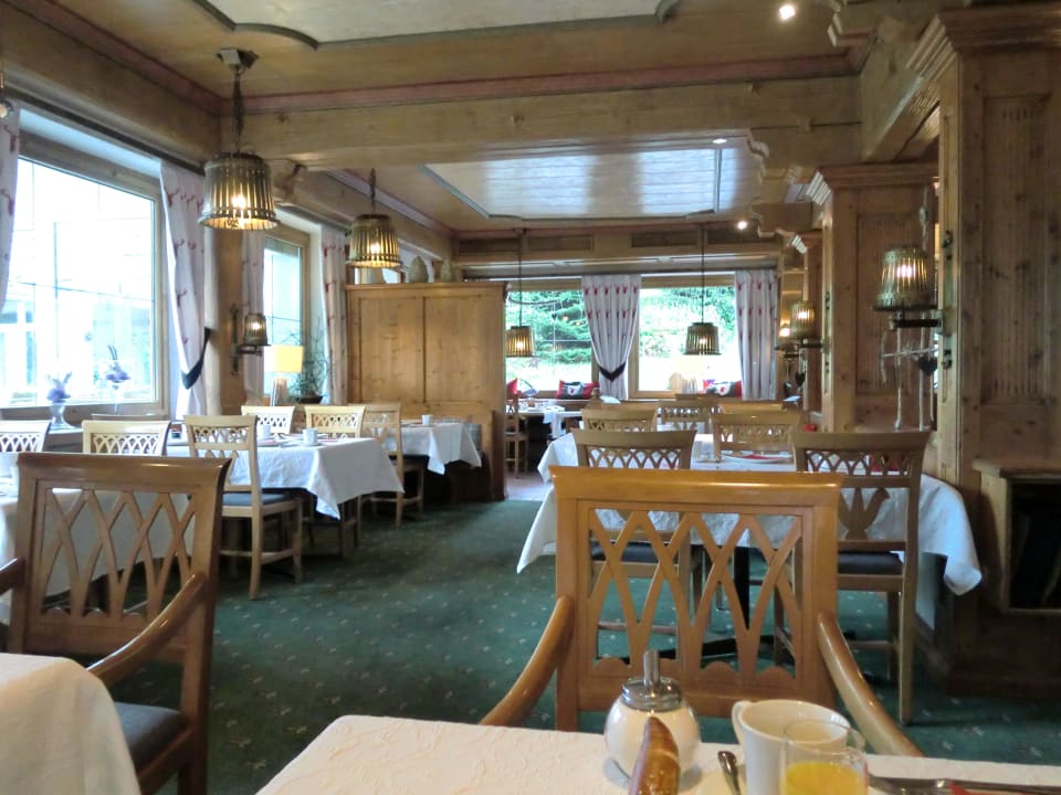 Teilansicht Restaurant Verwöhn- und Wellnesshotel Walserhof