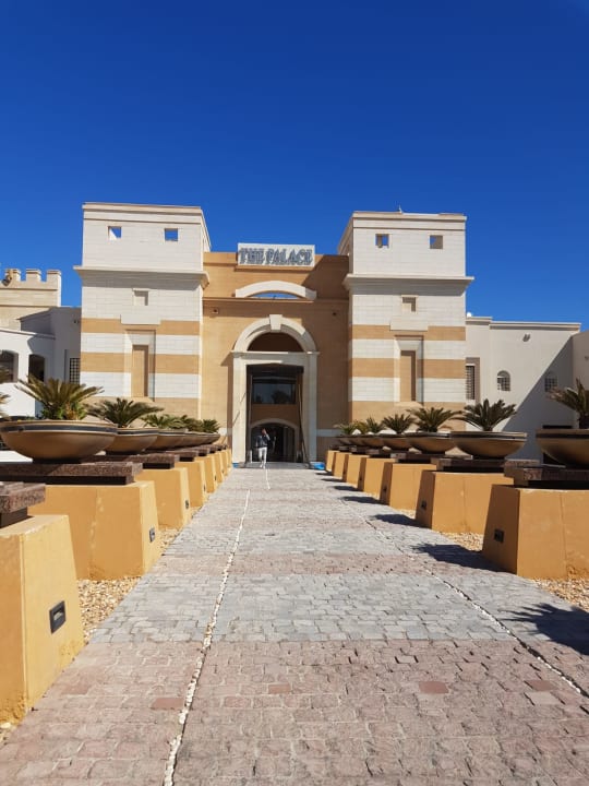 Außenansicht Pickalbatros Palace Hotel-Port Ghalib