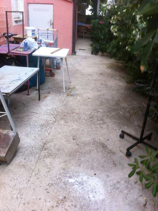 Weg zum Eingang Apartments Ercegovic