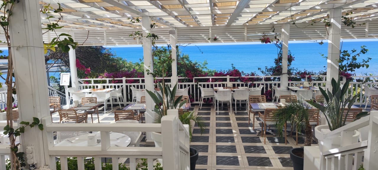 Gastro Can Garden Resort