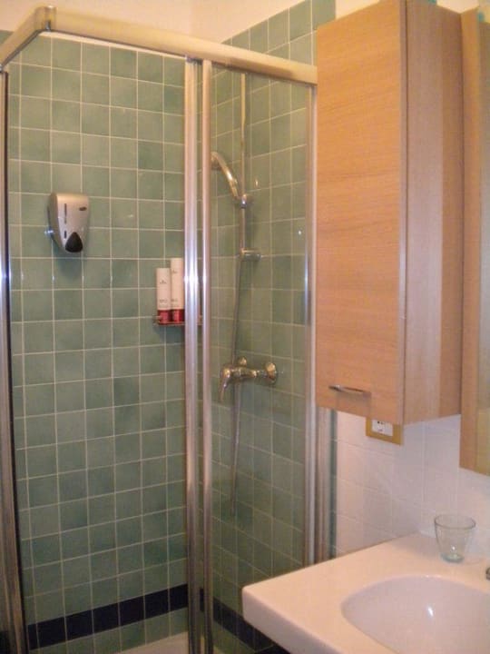 Dusche Hotel Anapaya