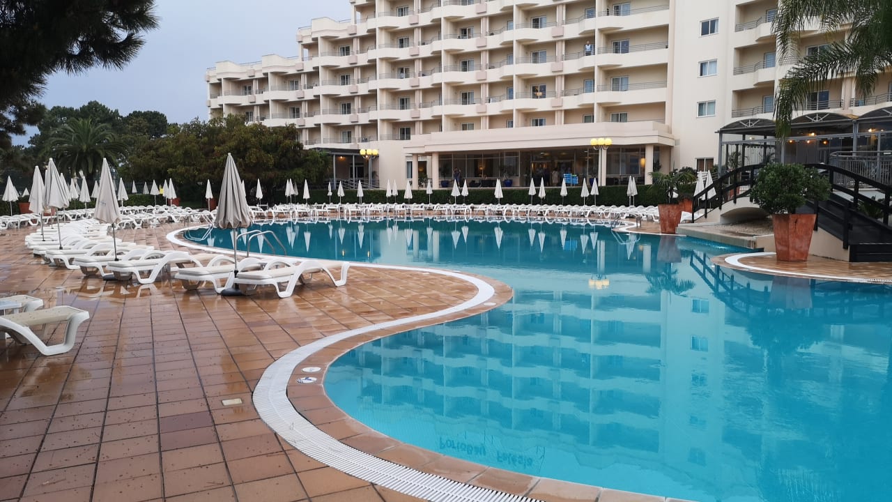 Pool PortoBay Falésia