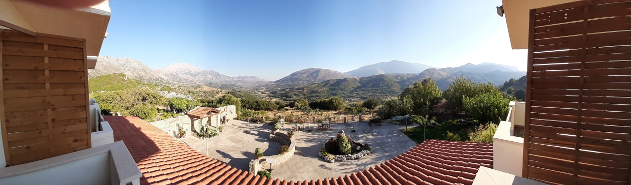 Ausblick Aravanes Mountain Resort & Eco Cuisine