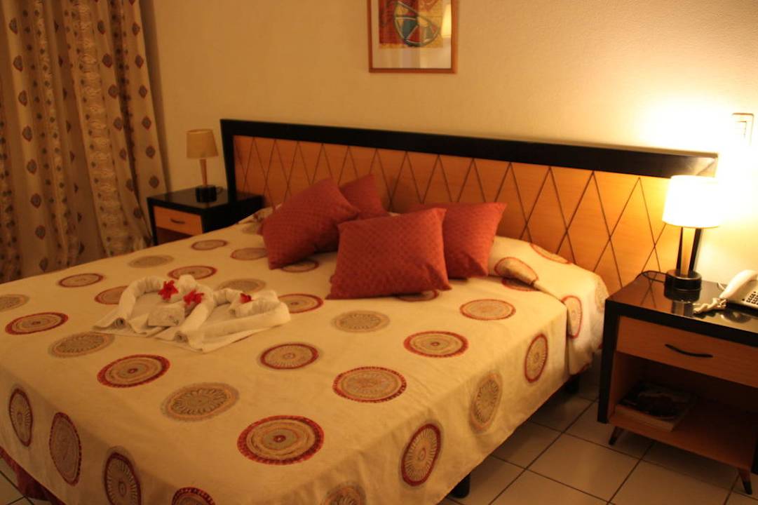 Willkommensgruß im Zimmer Hotel Jagua Affiliated by Meliá