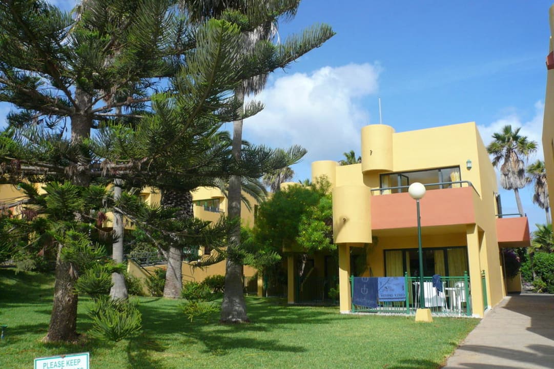 Ein Appartementblock Atlantic Garden Beach Mate