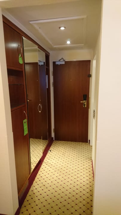 Zimmer Hotel Courtyard by Marriott Hamburg Airport