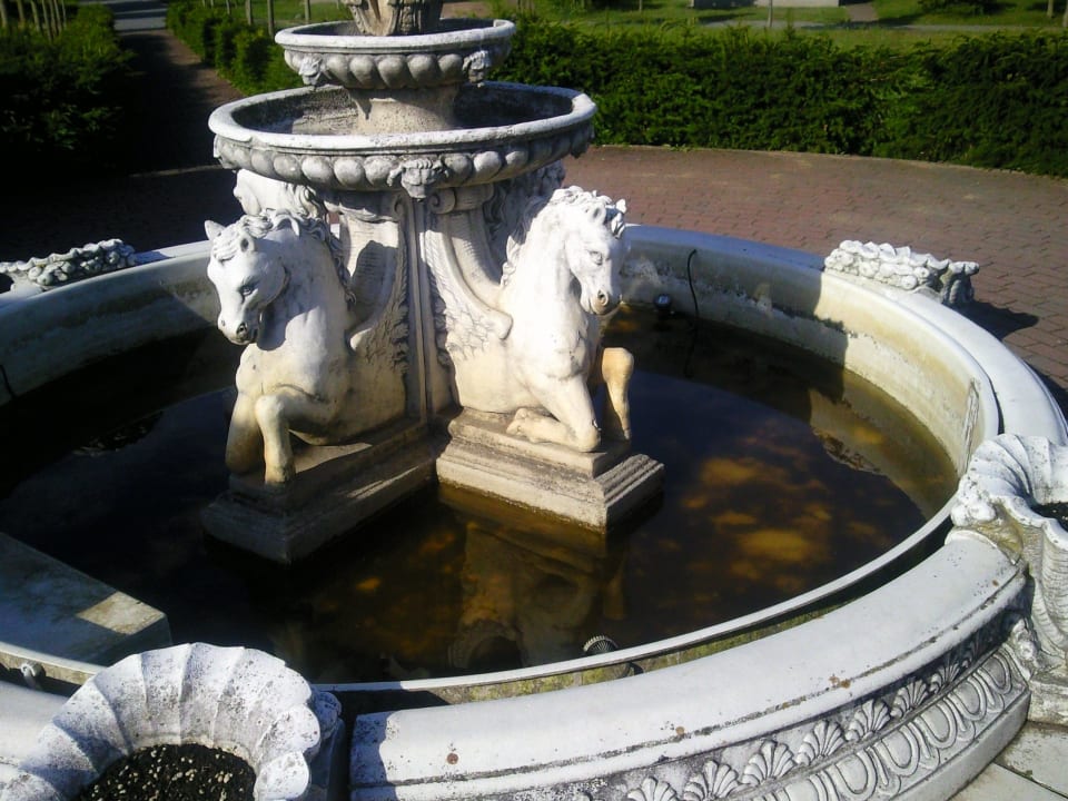 Brunnen Van der Valk Resort Linstow