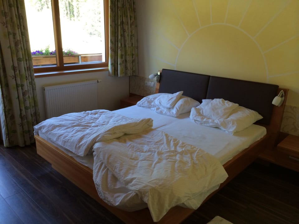 Doppelbett Familienhotel Moos-Alm