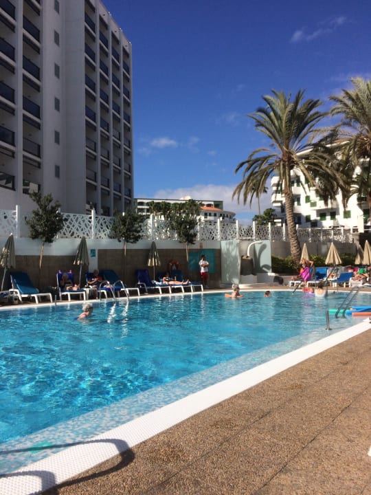 Pool Bull Escorial & Spa