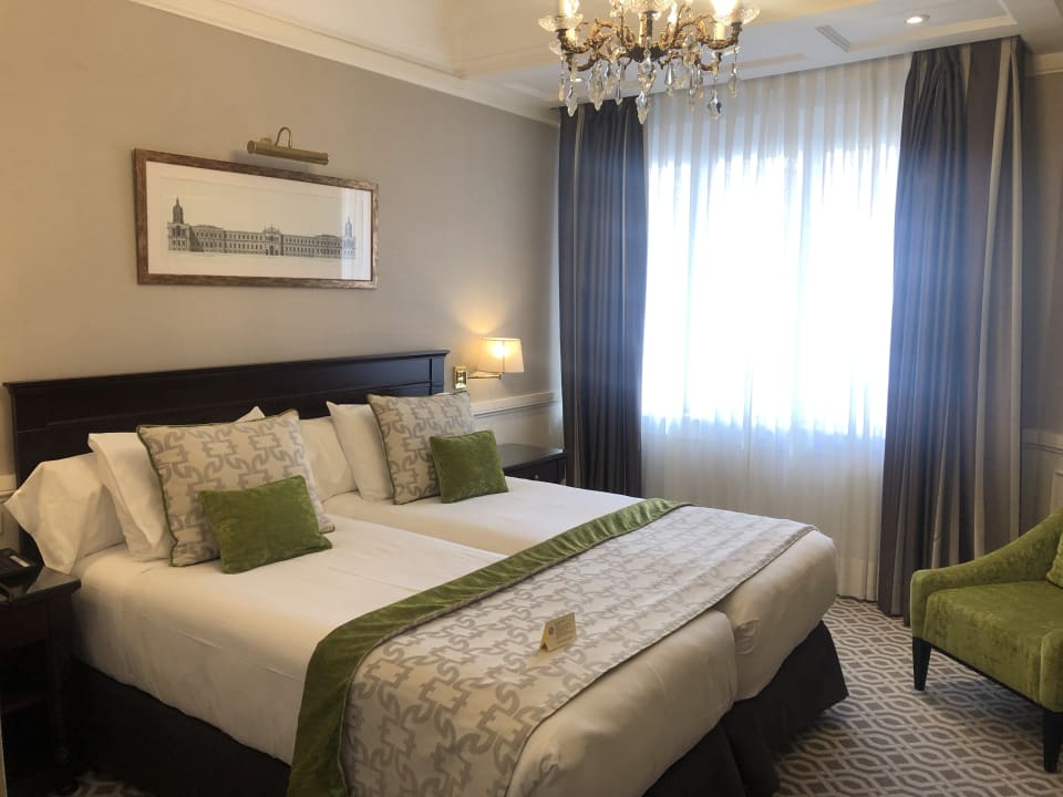 Zimmer Hotel Emperador