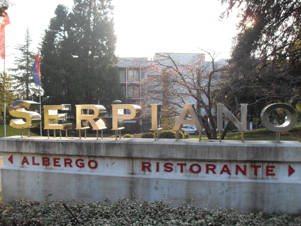 Eingangsbereich Hotel Serpiano Wellness & SPA