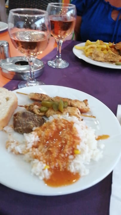 Gastro Hotel Sayanora & Sayanora Park