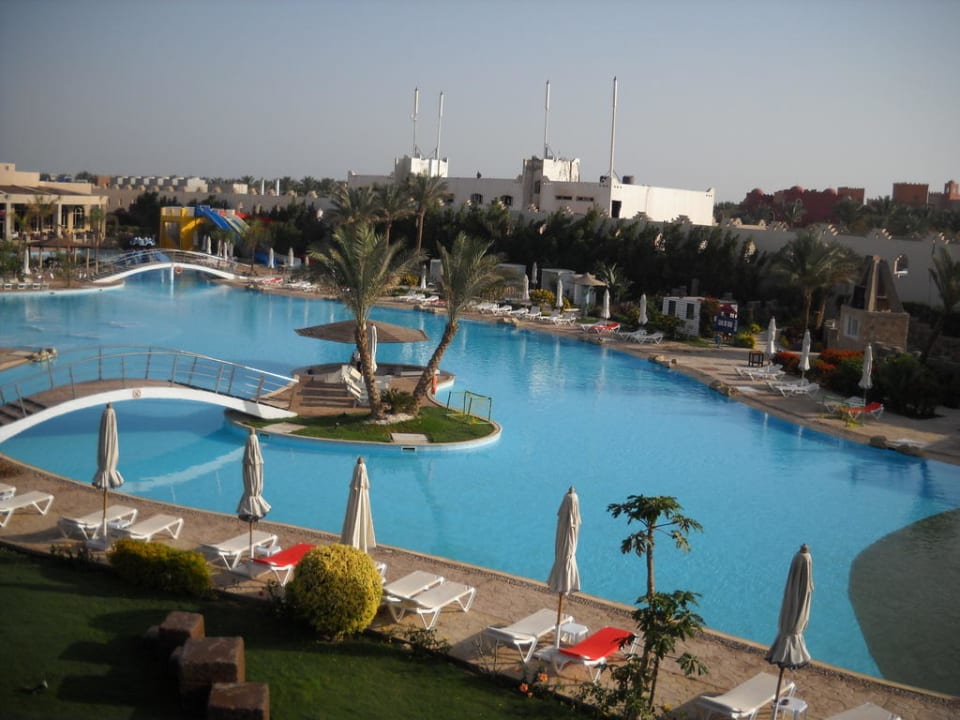 Widok na basen Prima Life Makadi Resort