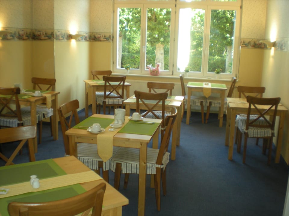 Ein Teil vom Frühstücksraum Hotel Villa Seeschlößchen