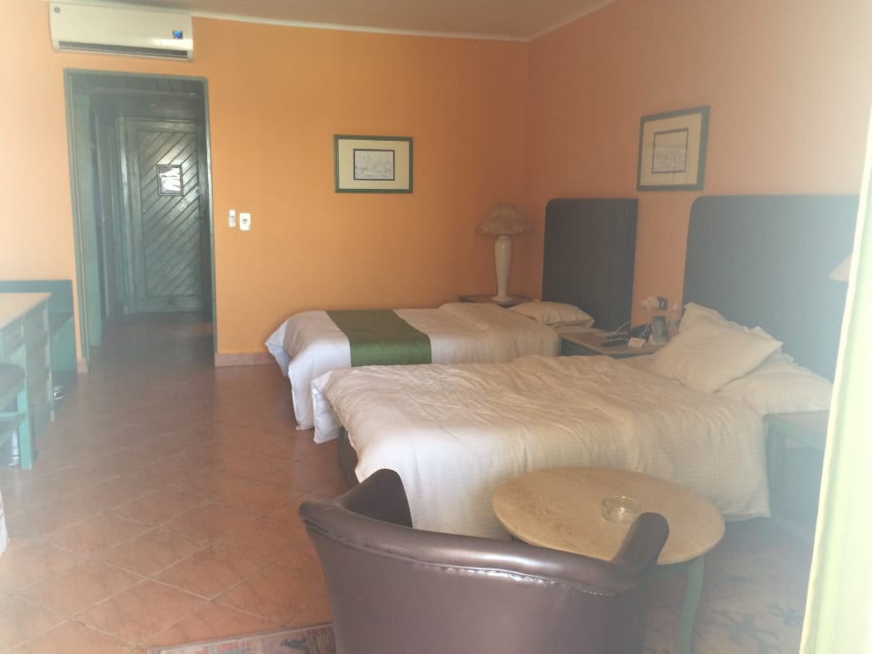 Zimmer Arabia Azur Resort
