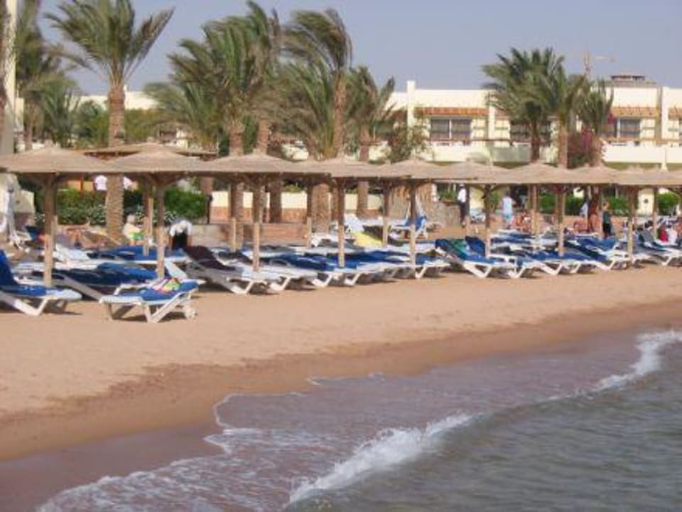 Strand Palm Beach Resort