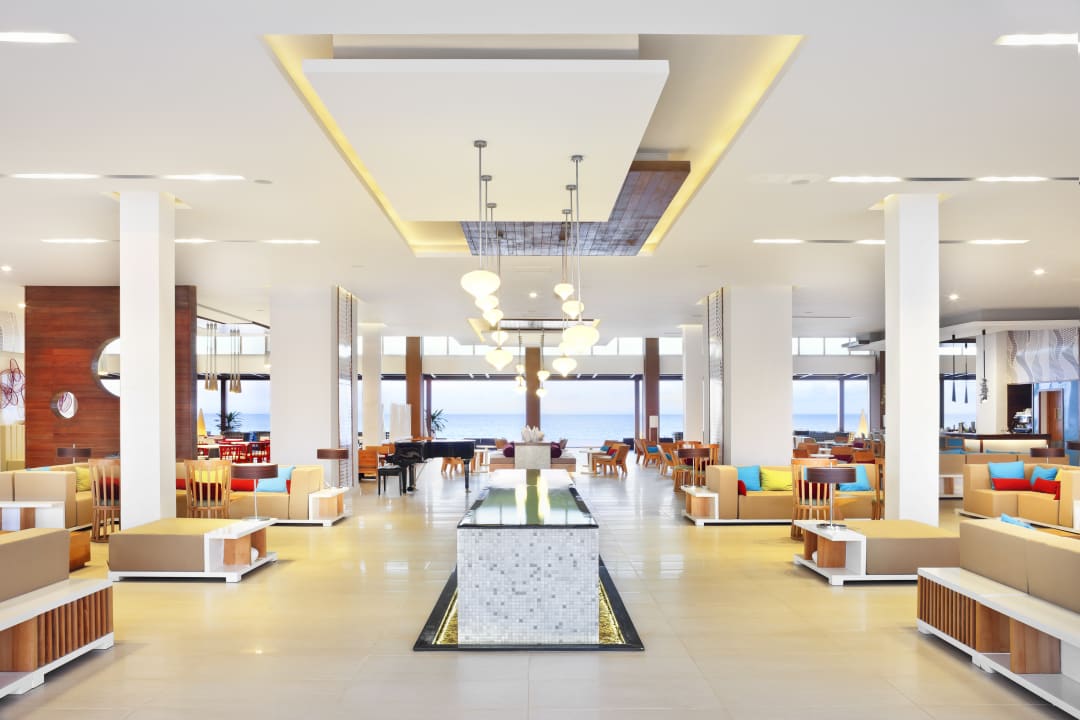 Lobby Playa Vista Azul