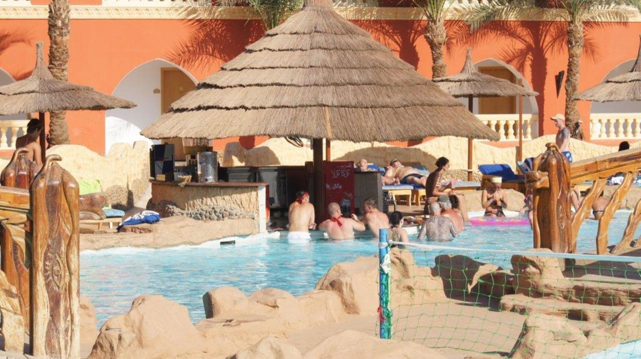 Bar wodny Pickalbatros Alf Leila Wa Leila Resort - Neverland Hurghada