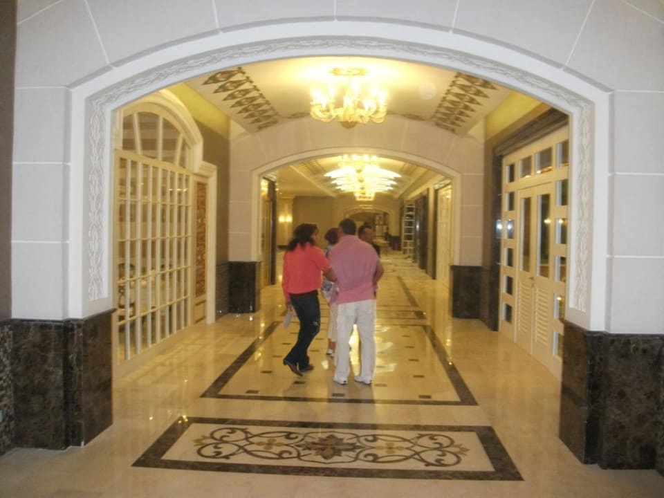 Gang zum Restaurant-Spezialrestaurant Diamond Excellence Resort & Spa