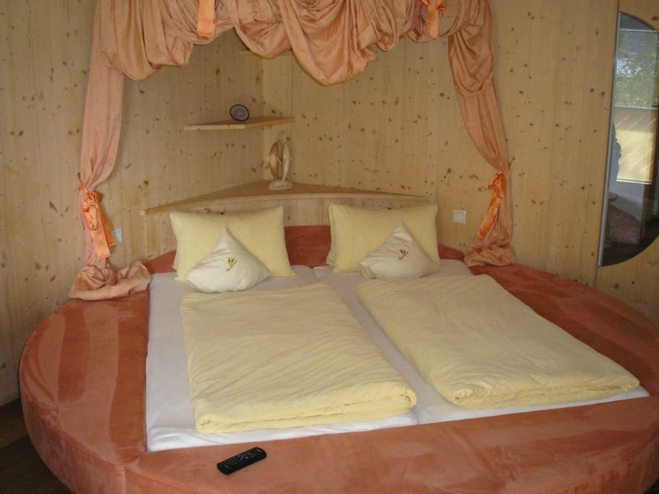 Das Himmelbett Hotel und Gasthaus Beim Dresch