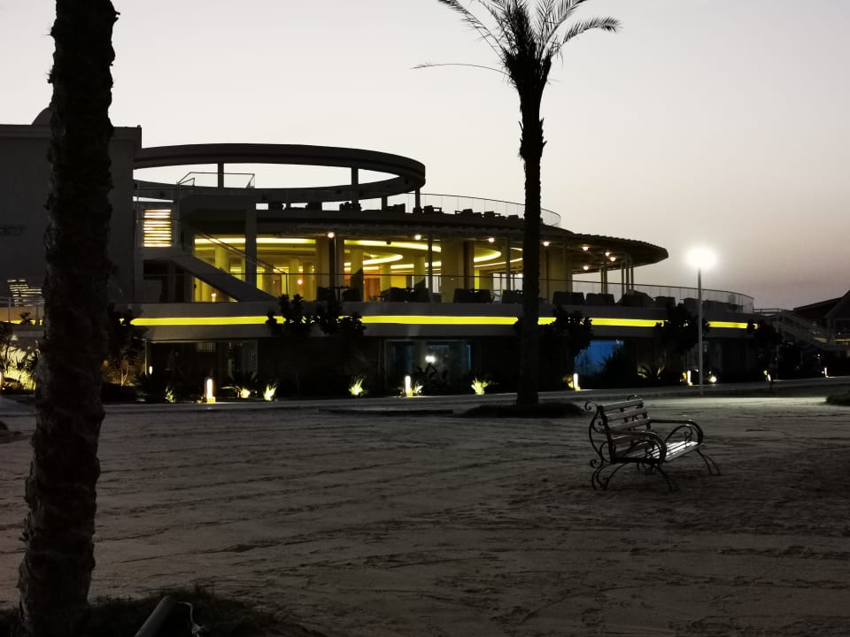 Außenansicht Pickalbatros Sea World Resort - Marsa Alam