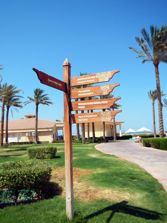 Wegweiser Cleopatra Luxury Resort Makadi Bay