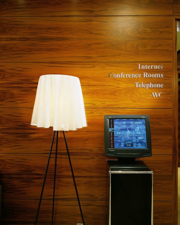Hotel Lobby K+K Hotel Fenix
