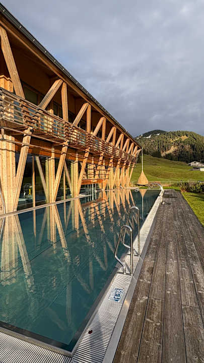 Pool HUBERTUS Mountain Refugio Allgäu