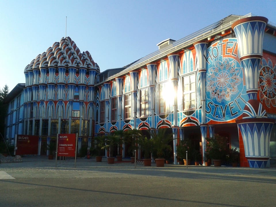 Außenansicht Kunsthotel Fuchspalast