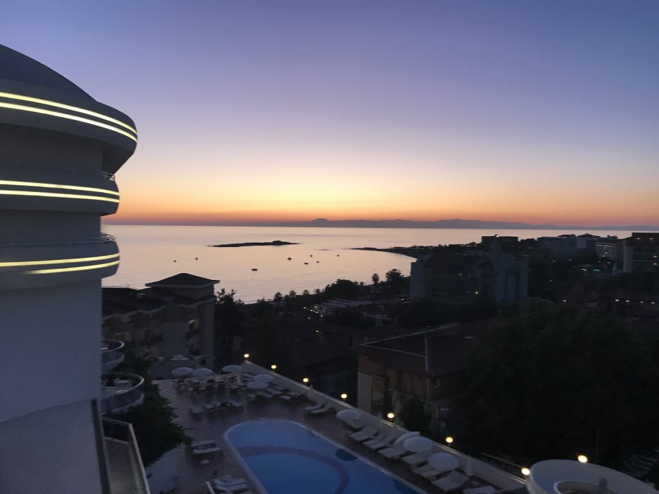 Außenansicht Laguna Beach Alya Resort & Spa Hotel