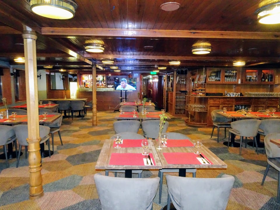 Restaurant Boat Hotel Fortuna