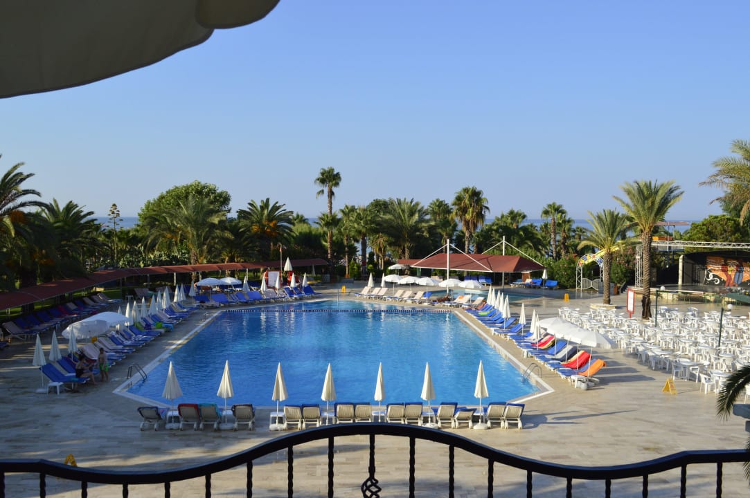 Hauptpool Hotel Miramare Beach